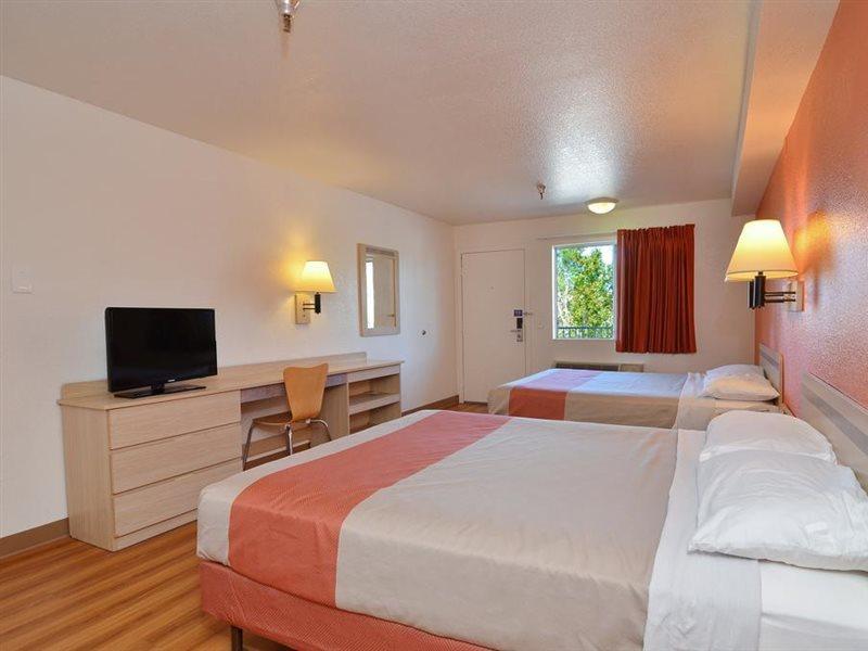Motel 6-Twentynine Palms, Ca Zewnętrze zdjęcie